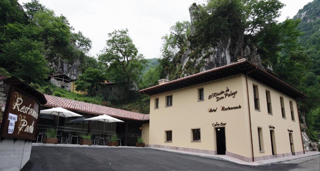 Hotel Rural - El Rincon De Don Pelayo 코바돈가 외부 사진